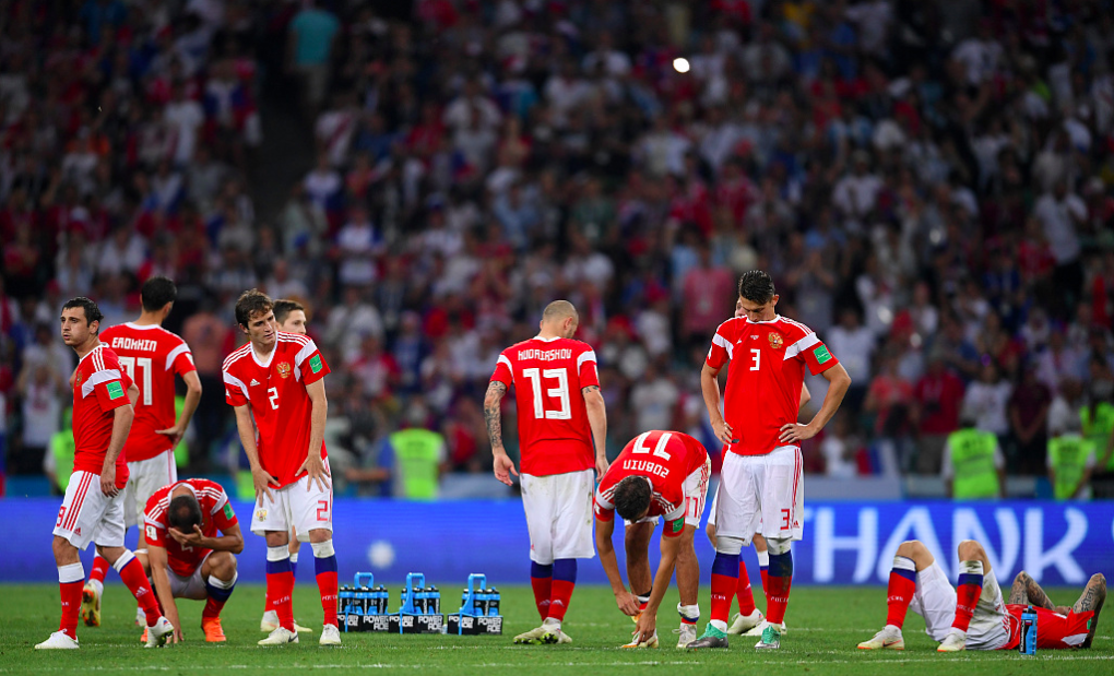 爱游戏官方入口-清晨西甲传出新动向，多特蒙德遗憾出局，管理层表态——球迷炸锅，球探报告显示潜力(多特蒙德足球俱乐部最新消息)