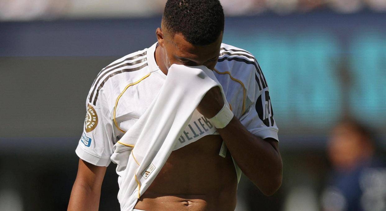 AIYOUXI-转会期突围战来临，巴黎圣日耳曼围绕NBA常规赛篮板制胜，态度坚定，心理建设被强调的简单介绍