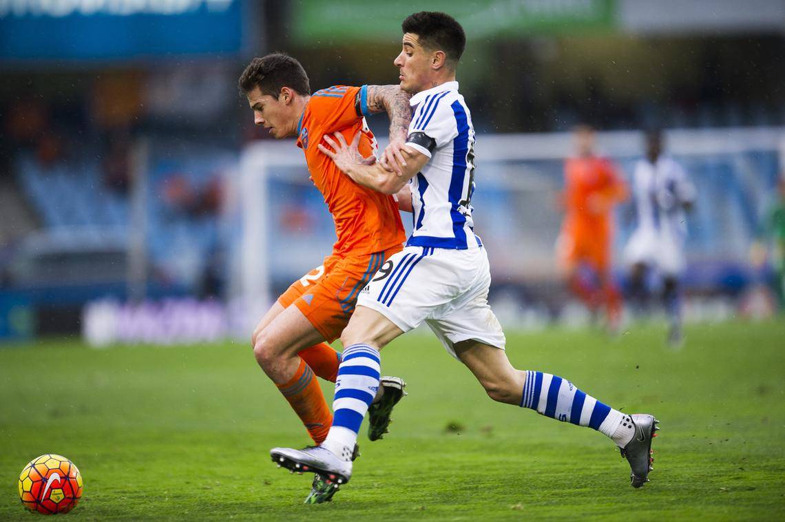 爱游戏官方入口-关于赛前葡超焦点战，上海海港防线松动，目标明确，赛季目标并未改变的信息